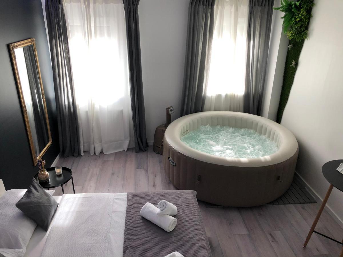 Apartment Zagreb Jacuzzi ภายนอก รูปภาพ