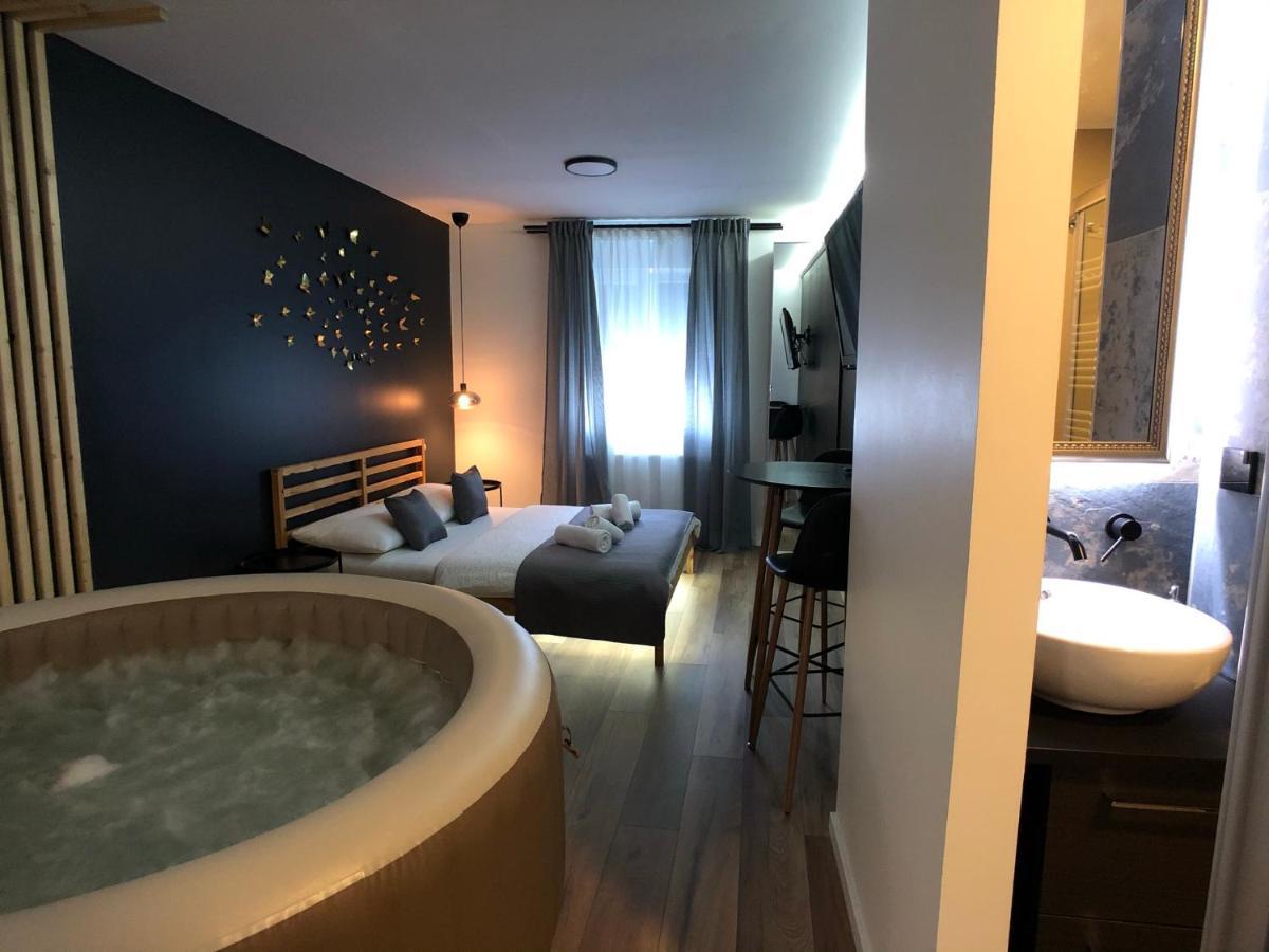 Apartment Zagreb Jacuzzi ภายนอก รูปภาพ